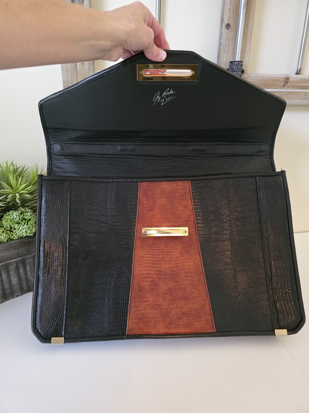 Vintage Roche Signed Calf Leather Briefcase Messenger Laptop Bag Y2K - Picture 10 of 14